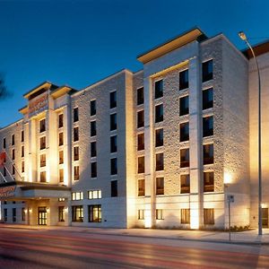 Humphry Inn And Suites